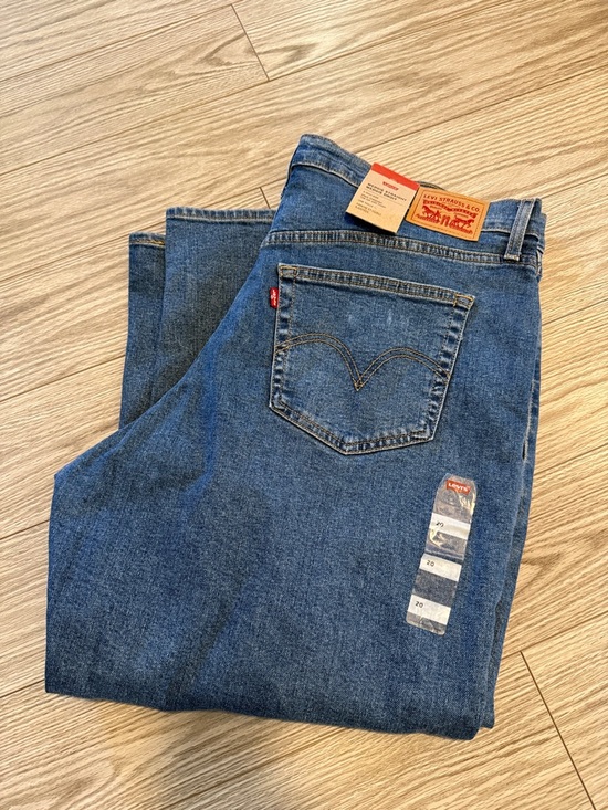 Levi's Denim - NWT Levi's Wedgie Straight High Rise